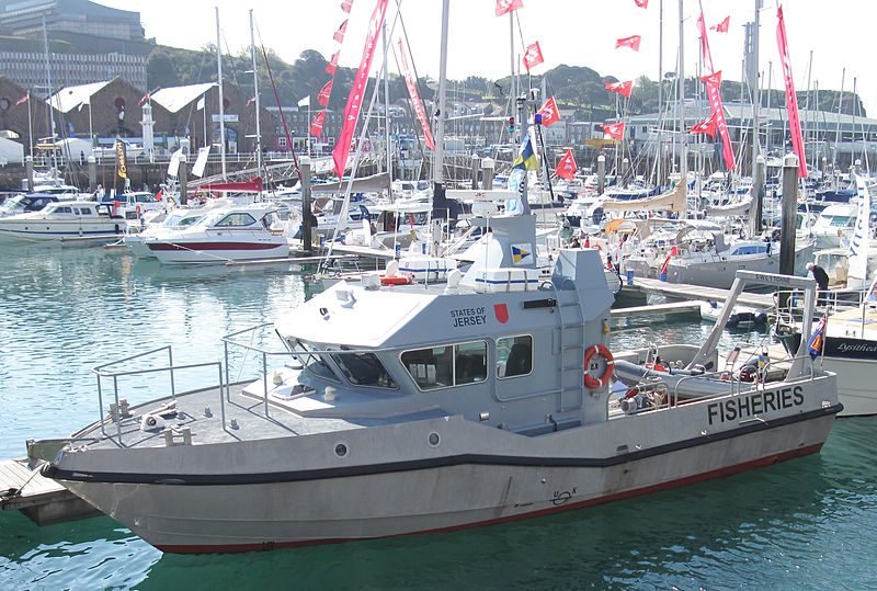 File:Show des Batchieaux Jersey Boat Show 2012 08.jpg