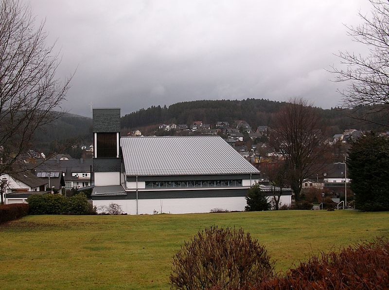 File:St. Bartholomäus Würdinghausen.jpg