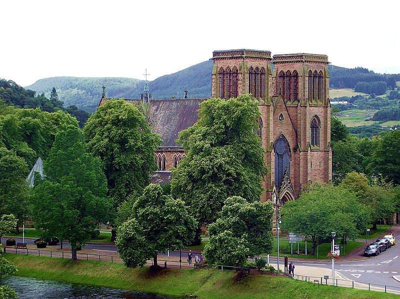 File:St Andrew's Cathedral in Inverness Scotland (15011777292).jpg