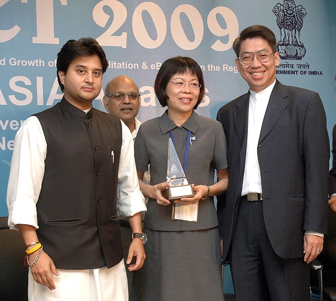 File:The Minister of State of Commerce and Industry, Shri Jyotiraditya Scindia presented the e-Asia Awards, in New Delhi on November 05, 2009.jpg