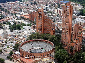 Torres del parque - Plaza de toros.jpg