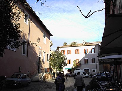 How to get to Museo Di Roma In Trastevere with public transit - About the place