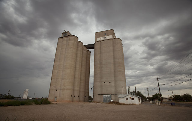 Attebury Grain Elevator, 2011