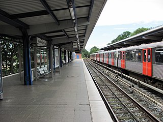 <span class="mw-page-title-main">Wandsbek-Gartenstadt station</span> Rapid transit station in Hamburg, Germany