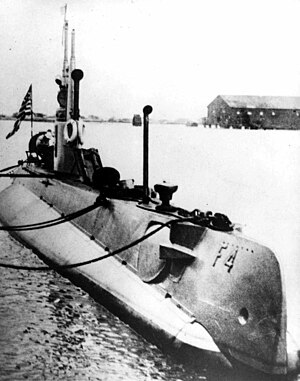 Submarine Group 2 - Wikipedia