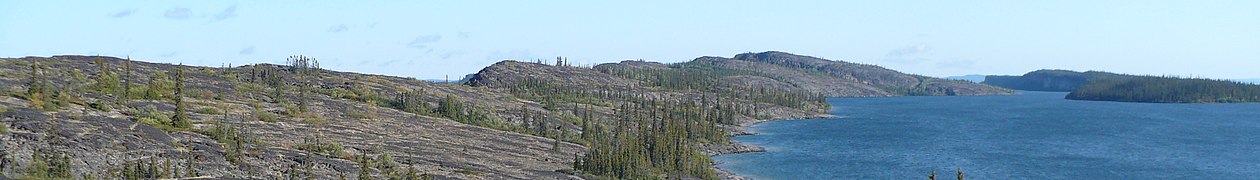 UtsingiPoint-GreatSlaveLake (cropped).JPG