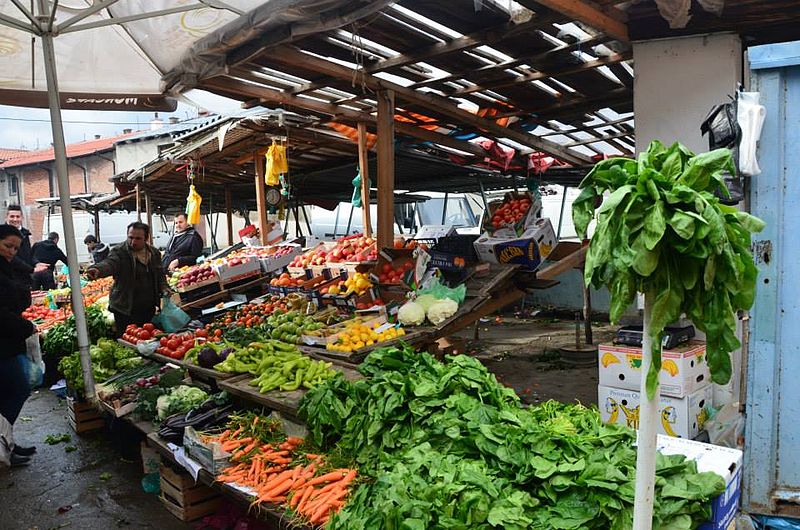 File:Vegetable Market Peje.jpg