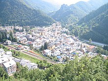 L'abitato di Vernante visto da monte