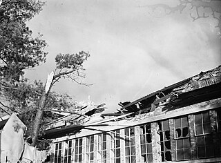 <span class="mw-page-title-main">1946 Apeldoorn aircraft crash</span> Airplane crash on a school