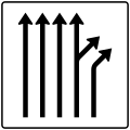 Zeichen 533–62 Trennungstafel – ohne Gegenverkehr – vierstreifig durchgehend und einstreifig sowie aus dem rechten durchgehenden Fahrstreifen rechts ab