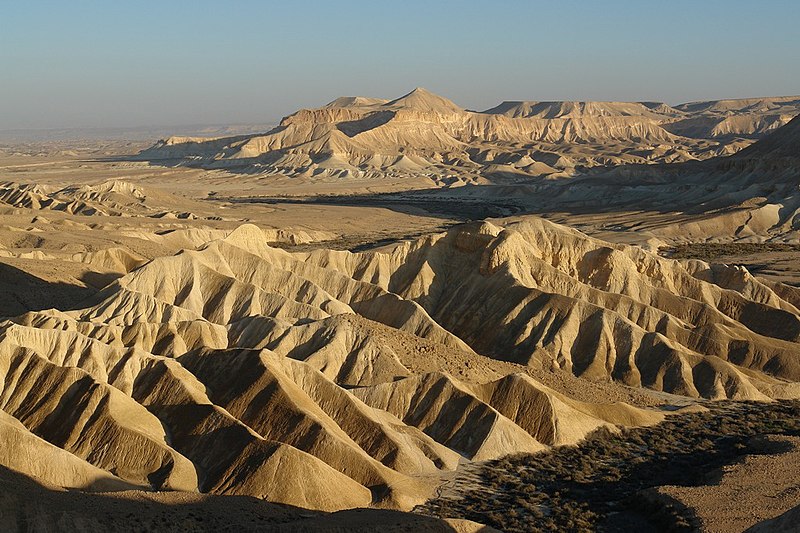 File:Zin Valley - panoramio.jpg