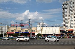 Торговый центр Кантемировский.JPG