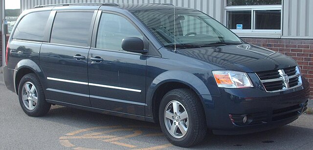 File 08 Dodge Grand Caravan.jpg Wikimedia Commons