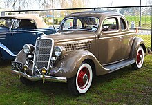 1935 Ford V8 (15164226790).jpg