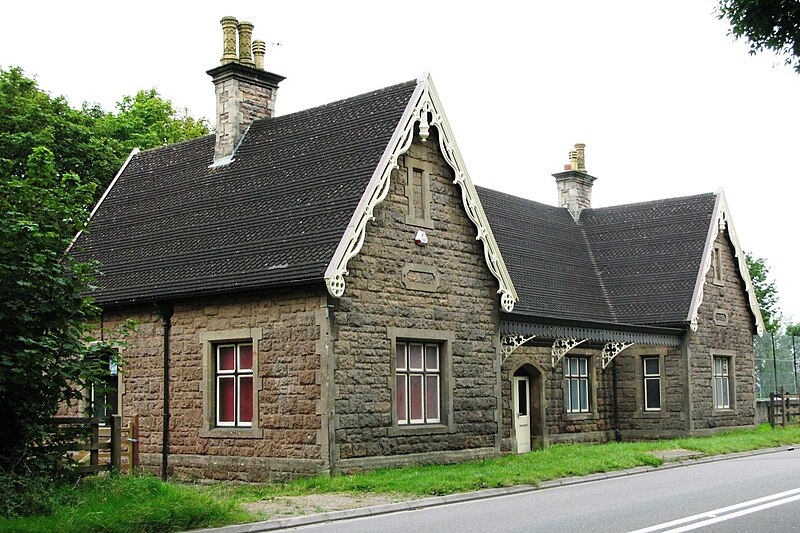 File:2007 at Axbridge station site - platform side.jpg