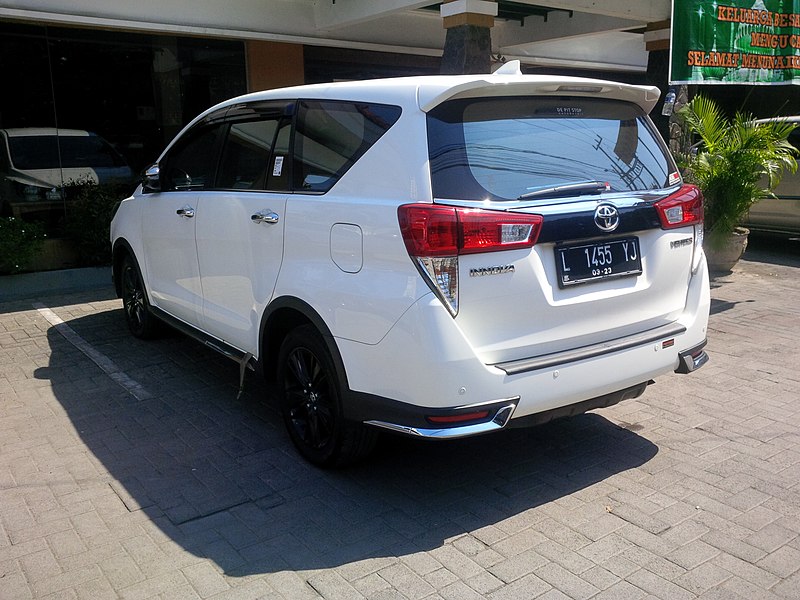 File:2018 Toyota Kijang Innova Venturer 2.4 (rear), West Surabaya.jpg