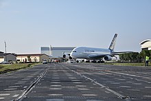 Transfert sur le Tarmac Nord du musée Aeroscopia de l'A380-841 MSN002 F-WXXL le 29 aout 2019