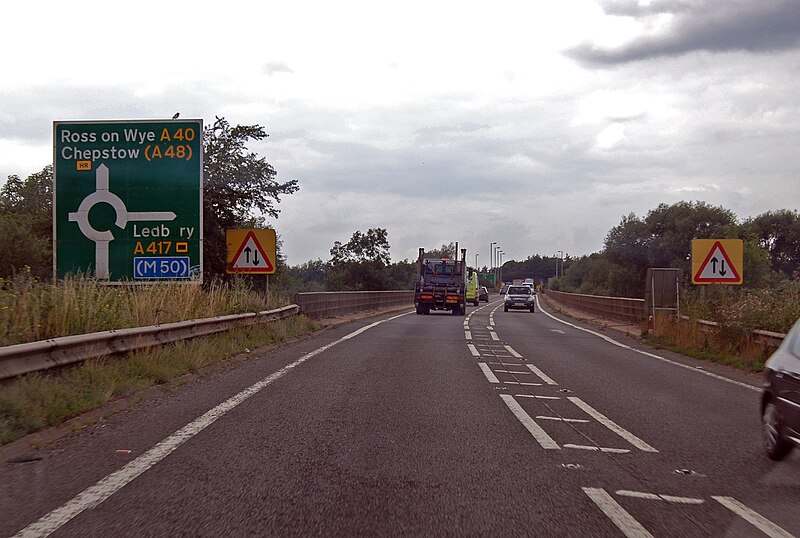 File:A40 crossing the river Severn - geograph.org.uk - 3722484.jpg