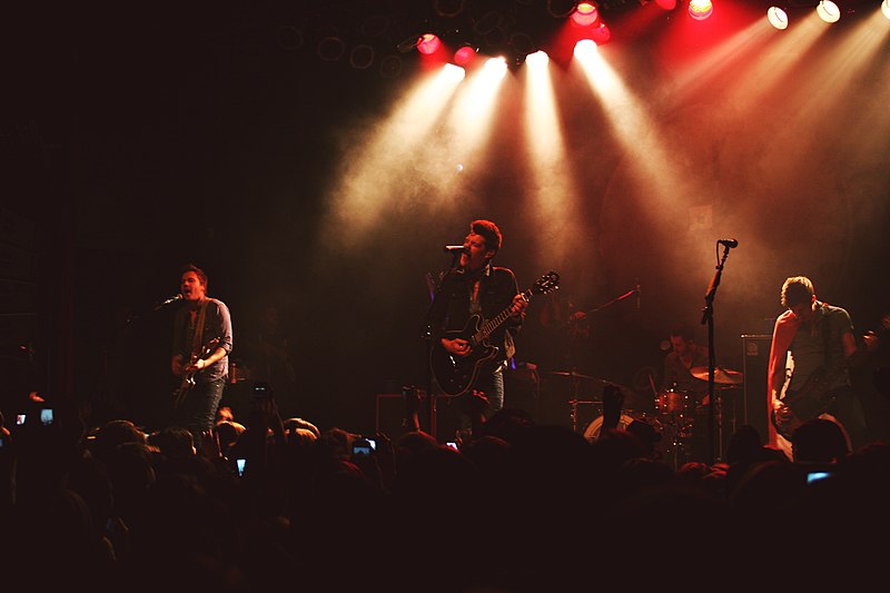 File:A Rocket to the Moon 2011.jpg