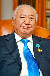 Abish Kekilbayev Soviet writer, politician and professor (1939-2015)