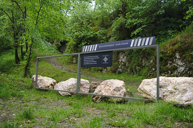 Français : Abri préhistorique (grotte d'Aurignac)