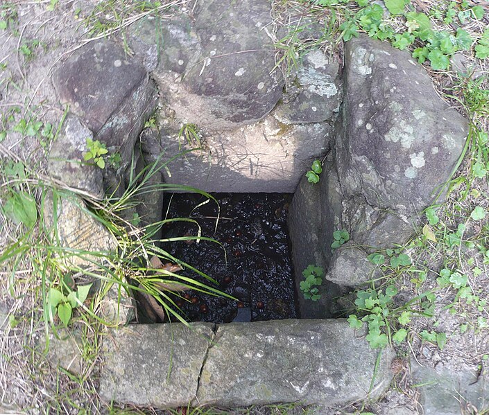 File:Akashi Castle 06.jpg