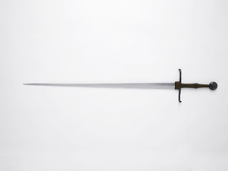 File:Albion Cluny Medieval Sword 03 (6092949772).jpg