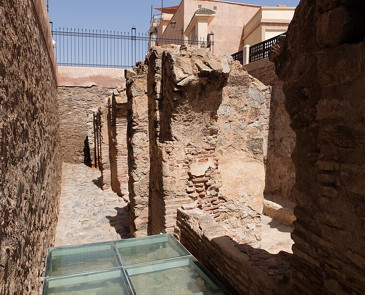 File:Almoravid Qubba (nearby remains of street fountain) DSCF5775.jpg