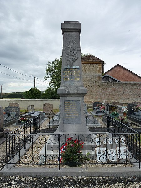 File:Ambly-Fleury (Ardennes) monument aux morts.JPG