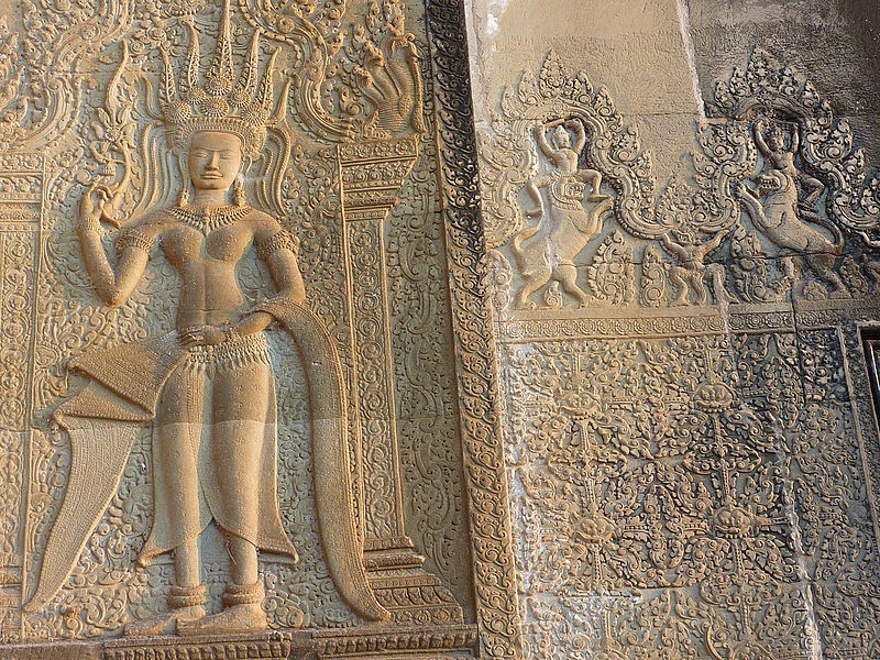 File:Angkor Wat - 047 Apsaras (8581709930).jpg