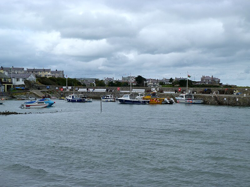 File:Anglesey 2011 (6102588048).jpg