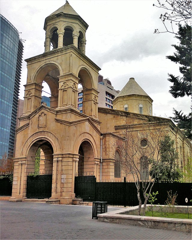 640px-Armenian_church_in_Baku.jpg