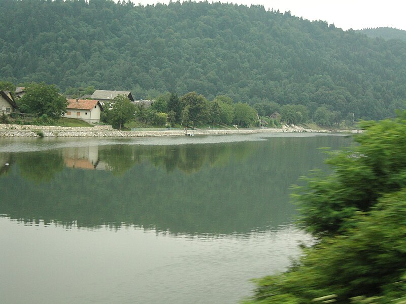 File:August 2006, View from train from Zagreb to Ljubljana 21.jpg