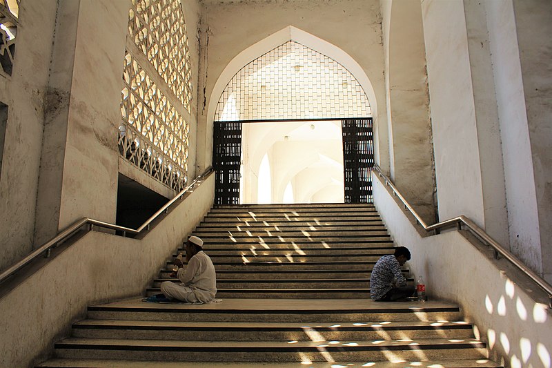 File:Baitul Mukarrom Masque Side Gate.jpg