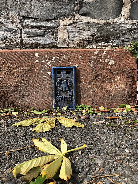 File:Benchmark Flush Bracket at Broughton School.jpg