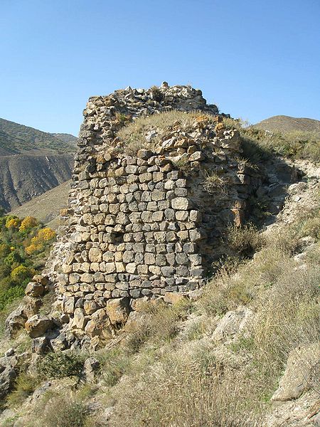 File:Bjni Fortress Wall.JPG