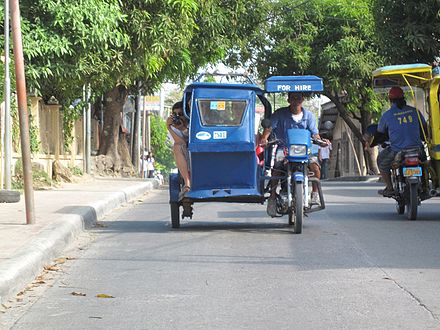 Motorised tricycle taxis