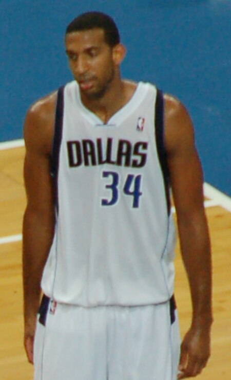 Brandan Wright Dallas Mavericks 2012 (cropped).jpg