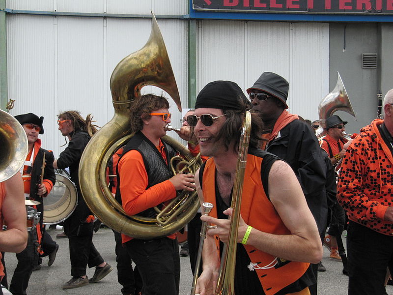 File:Brest2012 Brigades des Tubes - Lille (8).JPG