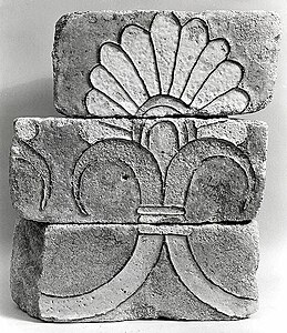 Bricks with a palmette motif MET hb48 98 20a c.jpg