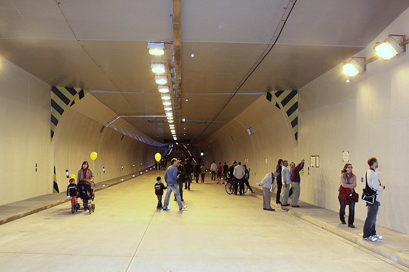 File:Brno, Královo Pole, DOD Královopolský tunel (25).jpg