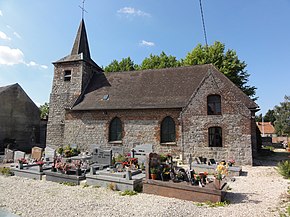 Capelle (Nord, Fr) église, vue latérale.JPG