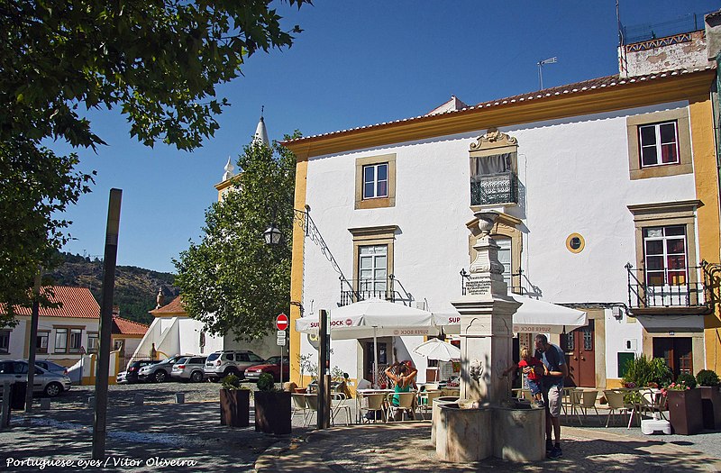 File:Castelo de Vide - Portugal (45885627165).jpg