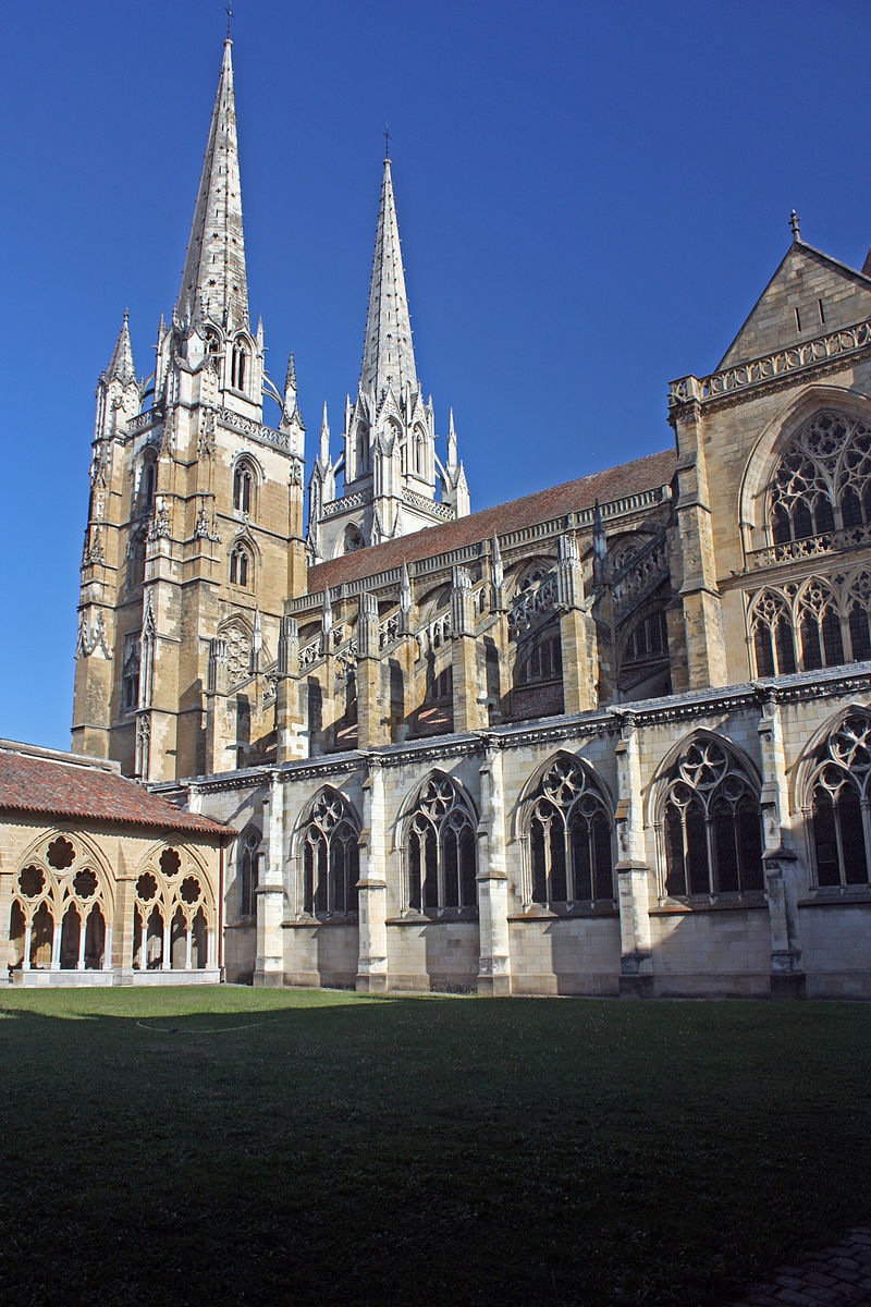 Cathédrale Notre Dame.jpg