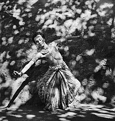 Cecil Beaton Photographs- General IB726.jpg