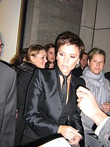 Victoria Beckham: Życiorys, Kariera muzyczna, Życie prywatne