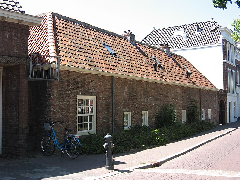 File:Delft - Oranjeplantage 58-79.jpg