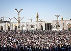 Doa Arafah bersama di kompleks makam Imam Reza, Mashhad, Iran