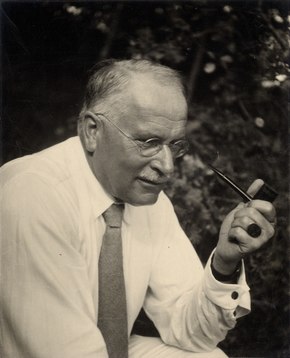 ETH-BIB-Jung, Carl Gustav (1875-1961)-Portrait-Portr 14163 (cropped).tif