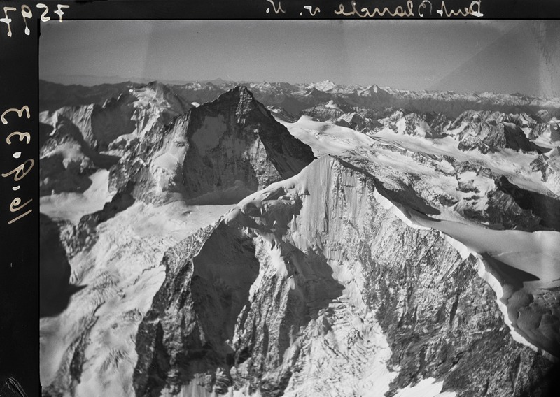 File:ETH-BIB-Weisshorn, Dent Blanche-Inlandflüge-LBS MH01-007597.tif